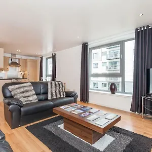 Apartment Stylish, EDI