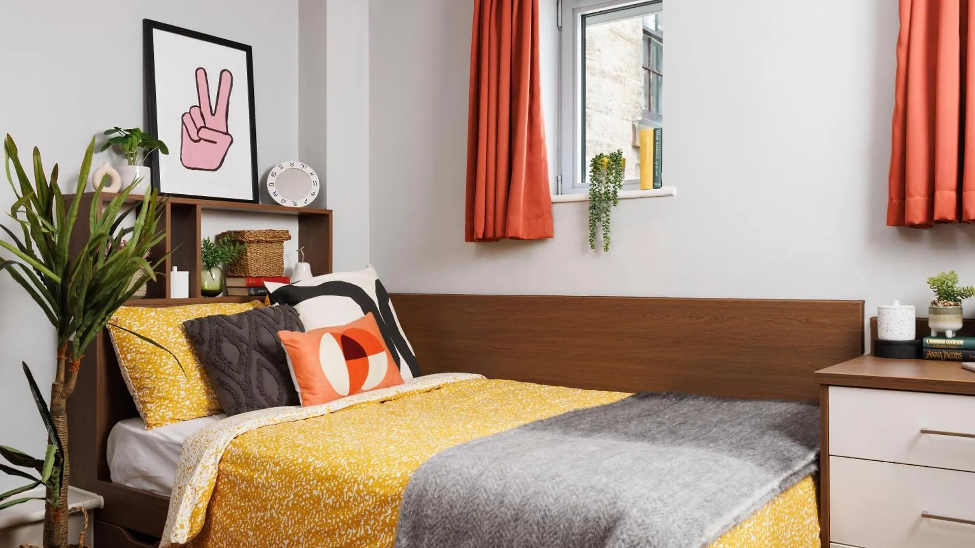 Unite Students - Sugarhouse Close - Royal Mile EDI Apartment